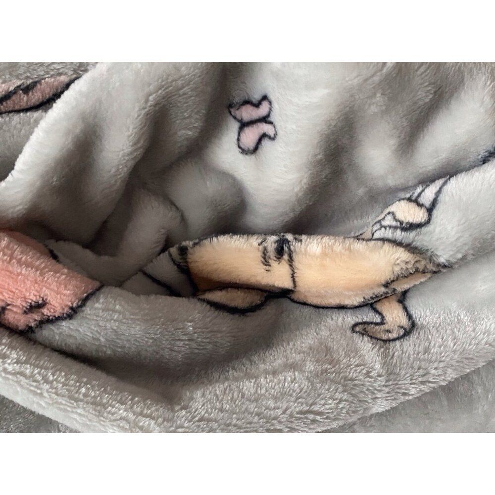 Pooh Bear Collection Winnie The Pooh Balloon Throw Blanket 50” X 70” Grey NEW - Picture 5 of 8
